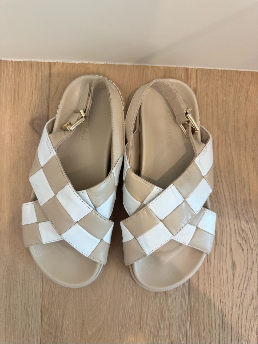 Alohas Beige and White Woven Platform Sandals - Picture 2 of 4
